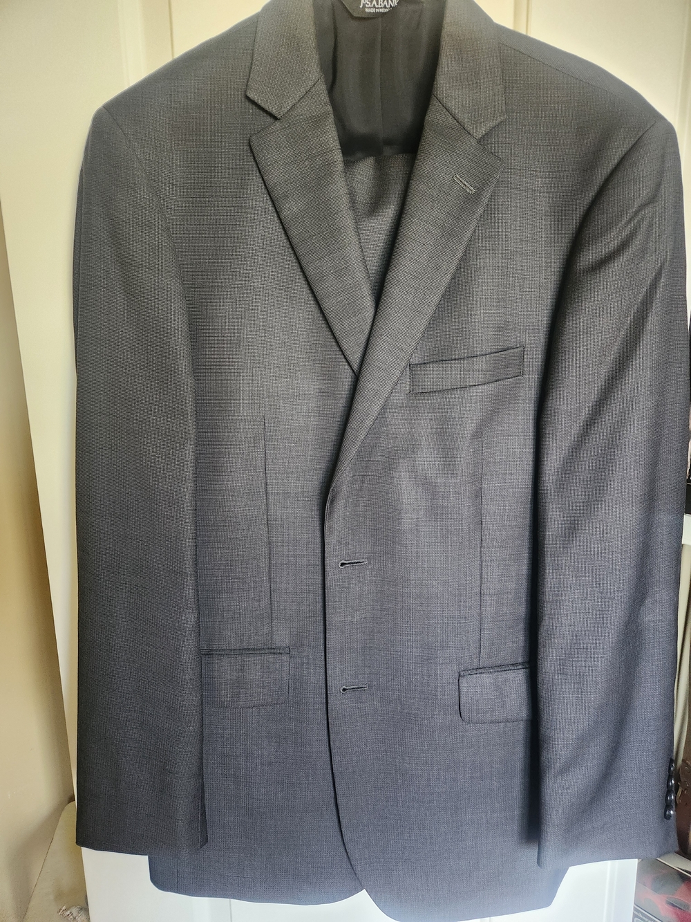 Mens Gray Suit - Jos. A. Bank